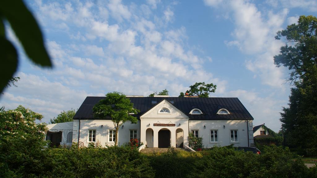 Bed and Breakfast Dwór na Wichrowym Wzgórzu Przybysławice Exterior foto